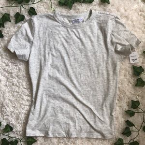 ✨3/$15✨ NWT Ardene Grey Basic Tee